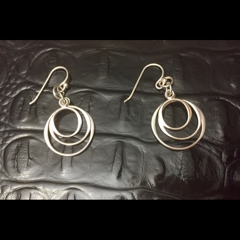 Real silver dangle earrings. Excellent condition.